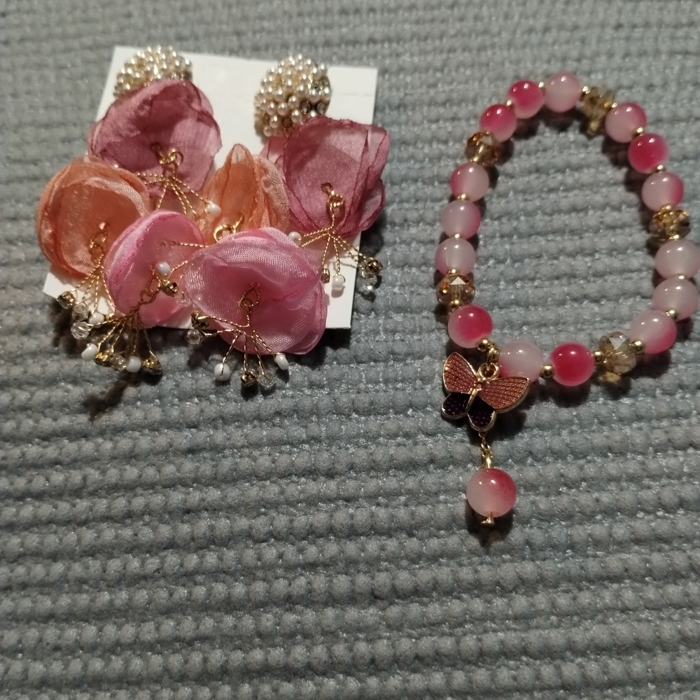 & Other Stories Pink and Gold Floral Earrings